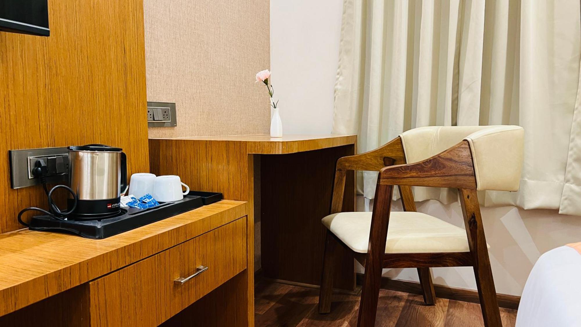 Hotel Aashraya Dod Jala Eksteriør billede