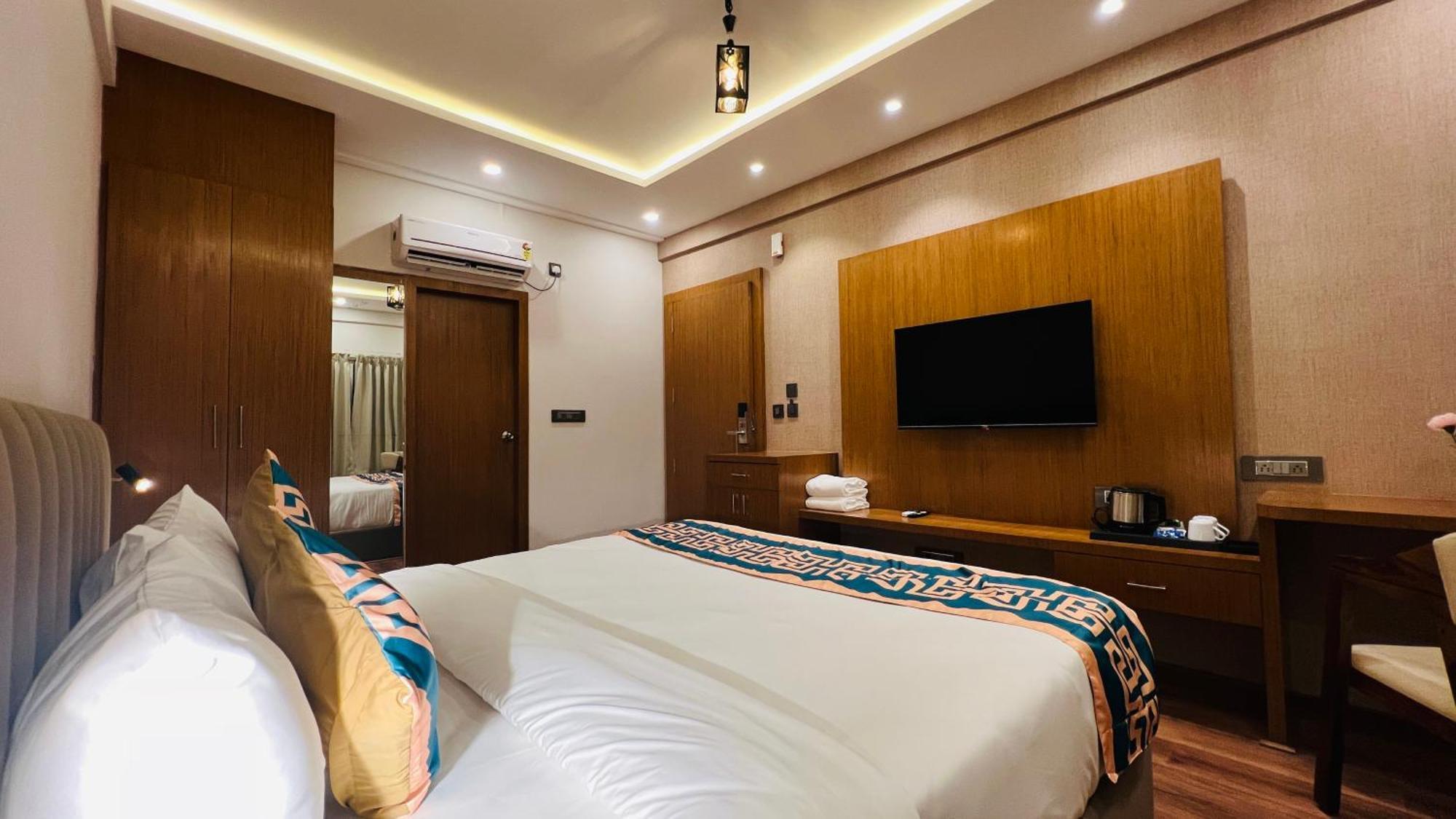 Hotel Aashraya Dod Jala Eksteriør billede